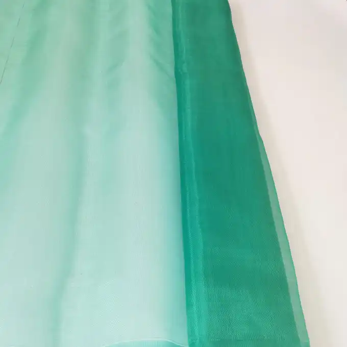 Insect Netting roll showing mesh texture and construction, photo 1