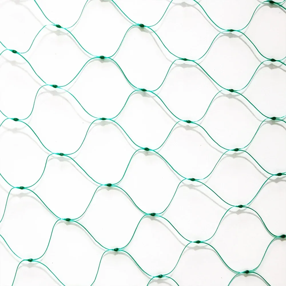 Bird Protection Netting roll showing mesh texture and construction, photo 2